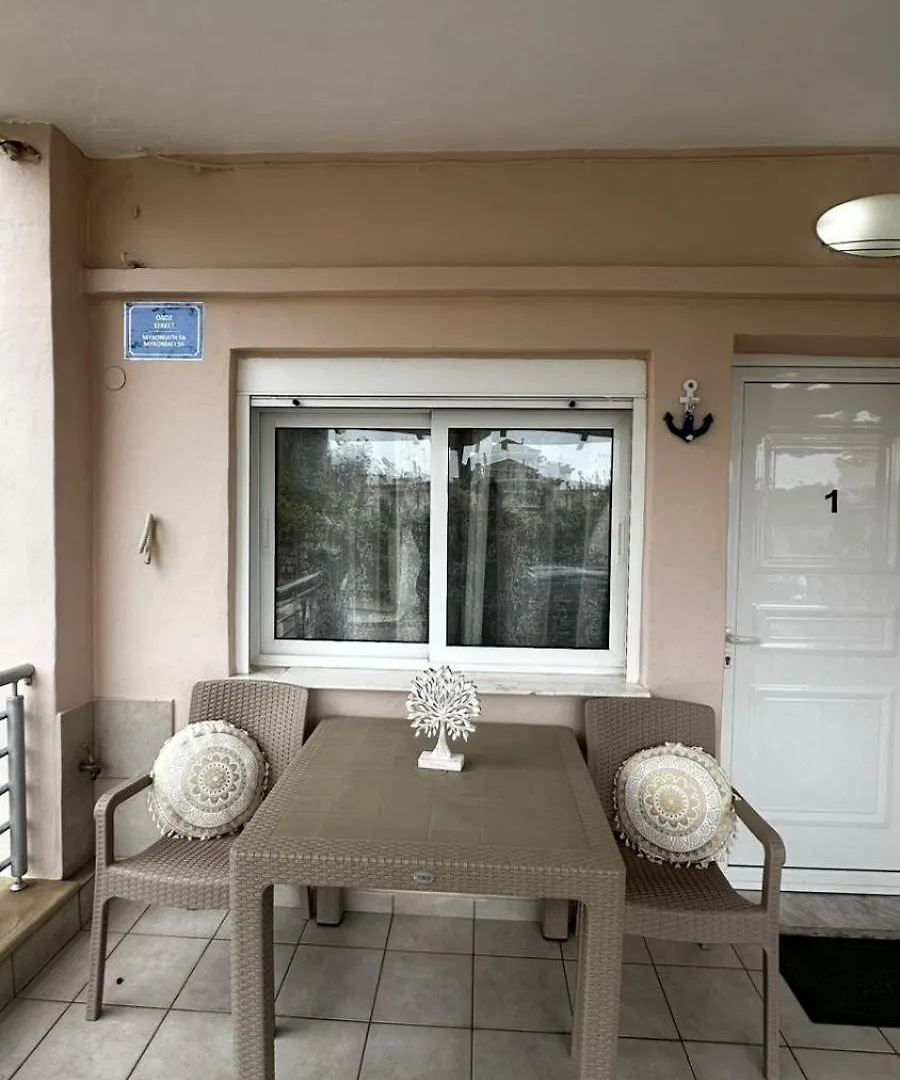 The Garden Apartments Nea Kallikrateia 0*,