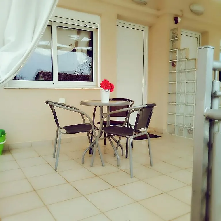 The Garden Apartments Nea Kallikrateia