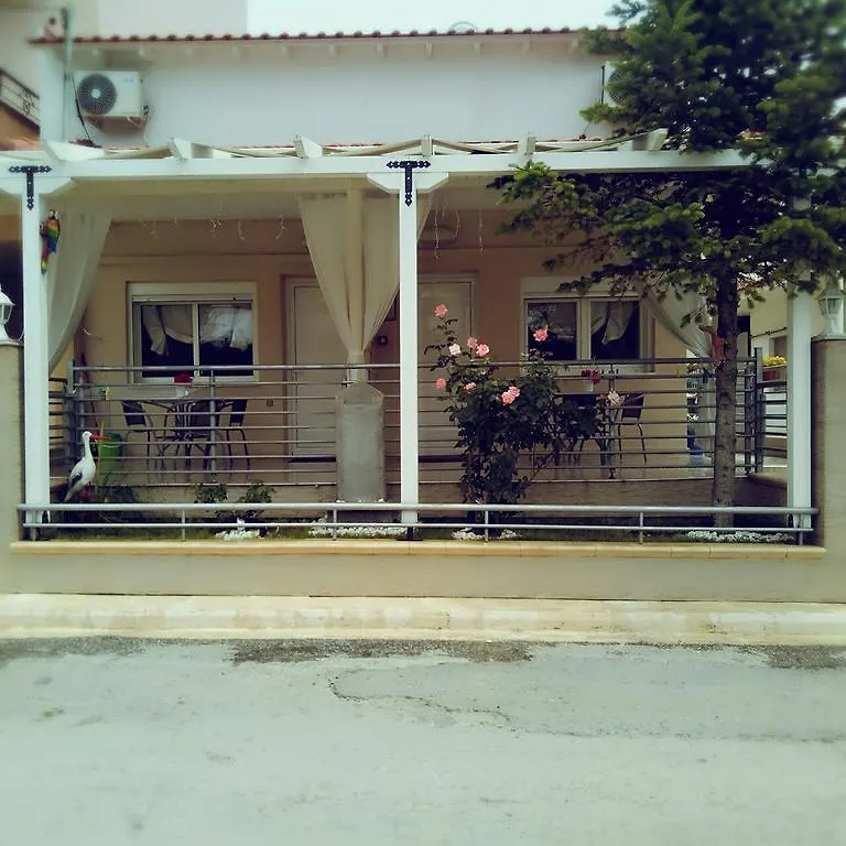 The Garden Apartments Nea Kallikrateia