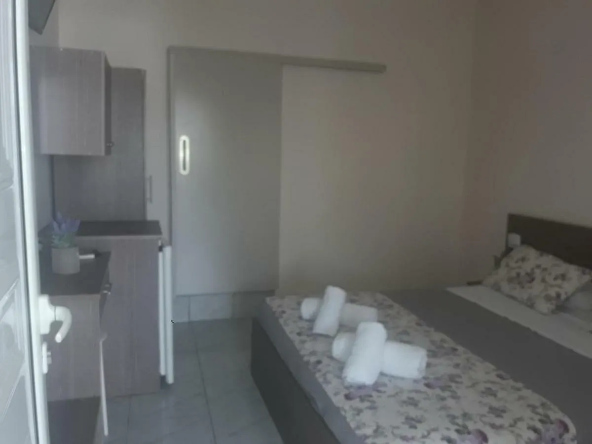 The Garden Apartments Nea Kallikrateia